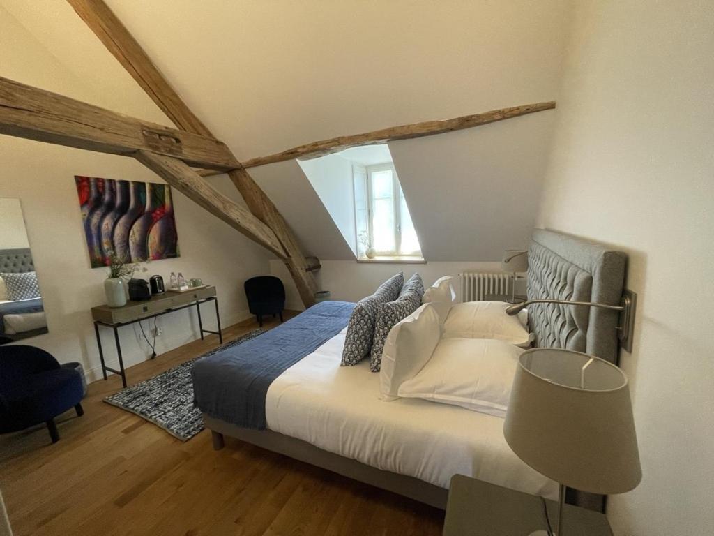 Manoir De Villamont Savigny-lès-Beaune Rom bilde